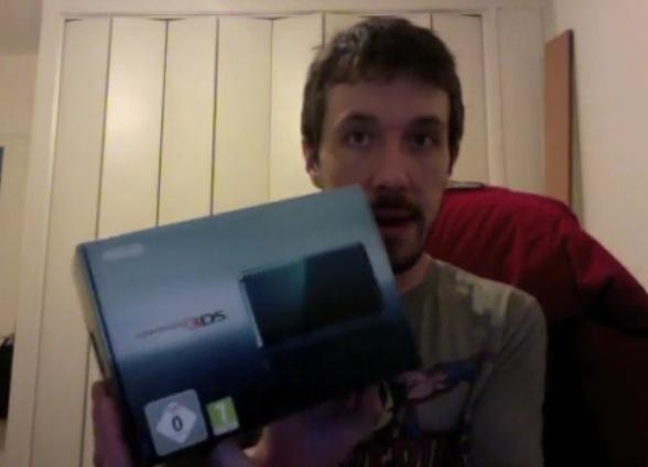 deballage-video-nintendo-3ds-pas-comme-les-autres 3DS : Un déballage vidéo pas comme les autres…
