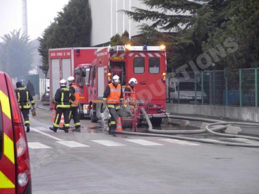 Incendie : 8 blessés dans un incendie suivi d'une explosion