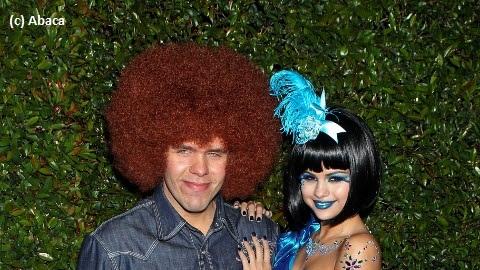 Selena Gomez ... Sublime et sexy à l'anniversaire de Perez Hilton (PHOTOS) Selena Gomez ... Sublime et sexy à l'anniversaire de Perez Hilton (PHOTOS)