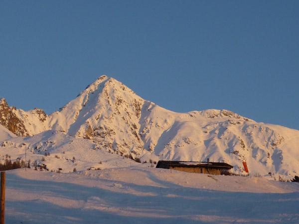 les arcs coucher soleil Pour ou contre les stations de sports d’hiver intégrées ?
