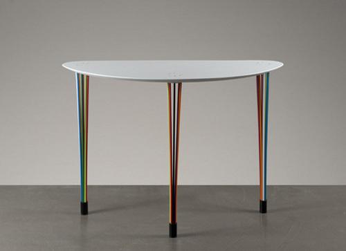Table Carrousel par Adam Goodrum Table Carrousel par Adam Goodrum
