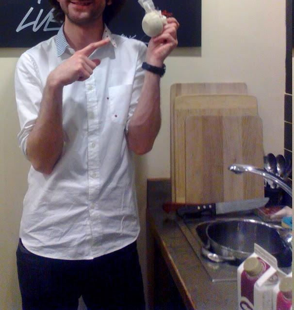 J'aime les conférences presse de LUSH :) J'aime les conférences presse de LUSH :)