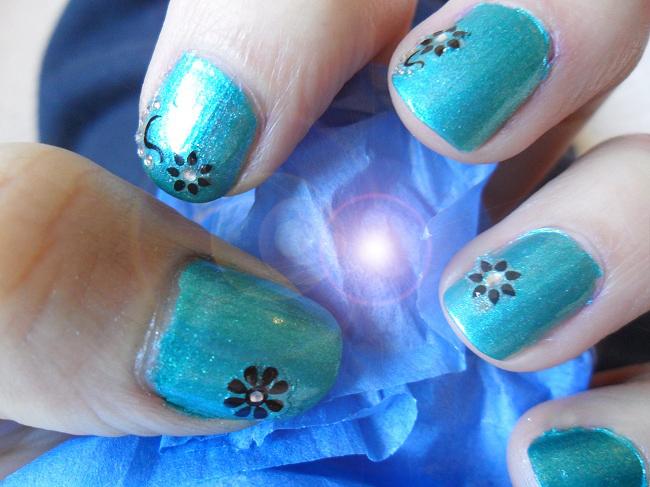 Manucure estivale turquoise/Vernis LMCosmetic. SAM_3699.jpg