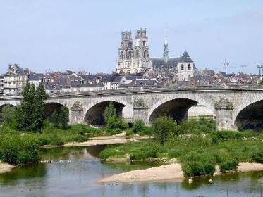 orleans-loire-pont-georges-v-cathedrale-beffroi.1301405050.jpg
