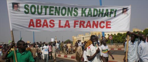 Aprés Dieudonné Mbala Maliens manifestent pour soutenir leur 