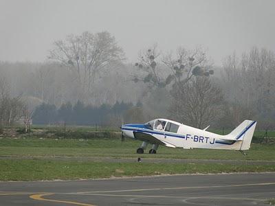 Voler sur un avion à train classique : le DR220