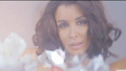 Jenifer ... son nouveau clip vidéo ''L'Envers du Paradis'' Jenifer ... son nouveau clip vidéo ''L'Envers du Paradis''