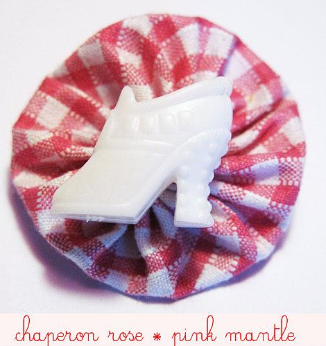 bijoux-jouets-broche-yoyo-chaussure-vintage.jpg