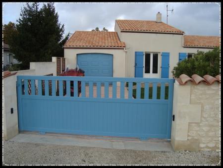Nouvelle porte de garage, 29 mars 2011 Nouvelle porte de garage, 29 mars 2011