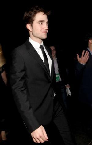 Robert Pattinson et Reese Whiterspoon aux ACM Awards