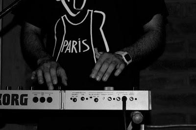 GIRL IS TÖUGH - TOUCH & PLAY (Official Clip) GIRL IS TÖUGH - TOUCH & PLAY (Official Clip)