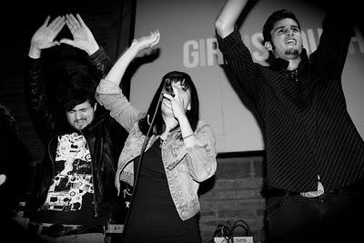 GIRL IS TÖUGH - TOUCH & PLAY (Official Clip) GIRL IS TÖUGH - TOUCH & PLAY (Official Clip)