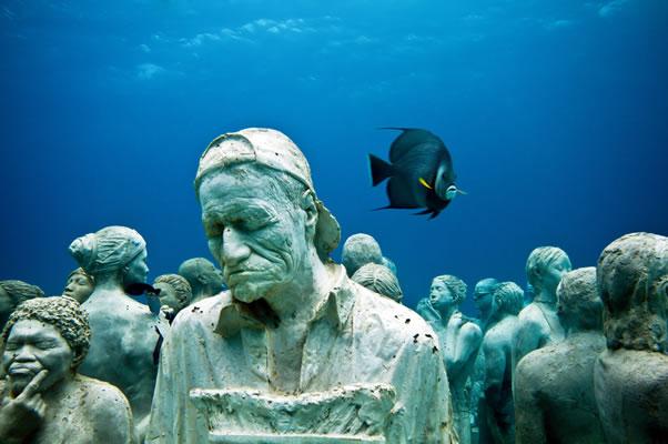 http://www.underwatersculpture.com/assets/images/print_sales/Print/print-Silent-Evolution-Angel.jpg