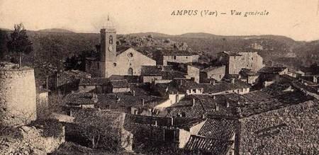 Le château d’Ampus vue-generale-toits-de-tuiles-au-premier-plan-recto1273486214.1301832712.JPG