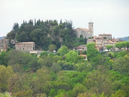 Le château d’Ampus 74599_153818657999404_100001138124703_252952_5155571_n.1301832959.jpg