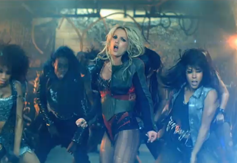 NOUVEAU CLIP / NEW VIDEO :  BRITNEY SPEARS – TILL THE WORLD ENDS