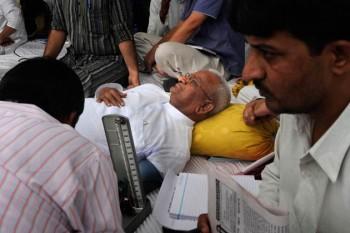 Gandhi revival ! corrpt_apr6.jpg