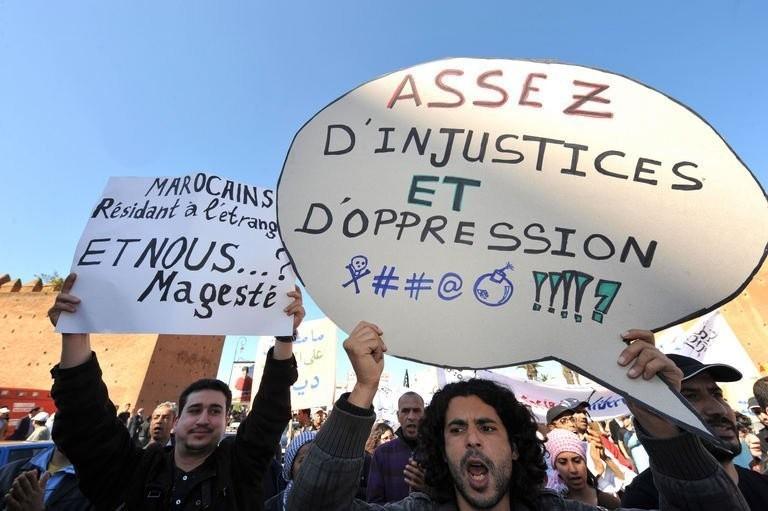 Au chevet de la démocratie.. Au chevet de la démocratie..