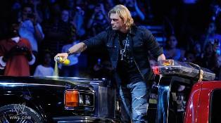 Edge joue les mecanos