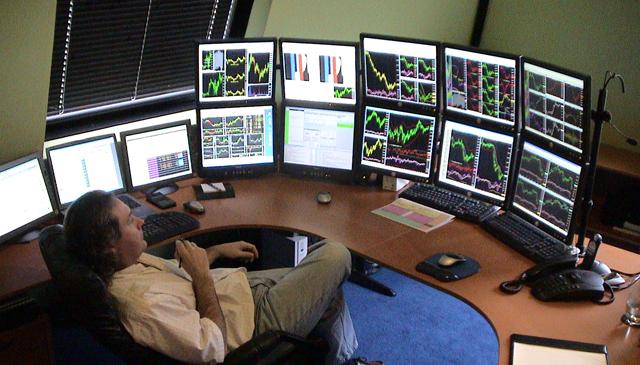 http://static.mcetv.fr/img/2011/04/trader.jpg