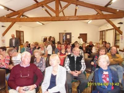 Théâtre (suite) 217070_179851632062773_100001138124703_384922_3345779_n.1302425403.jpg