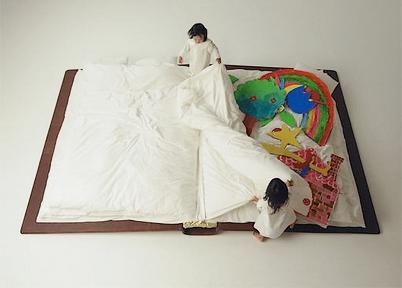 Child's Play Bed par Yusuke Suzuki