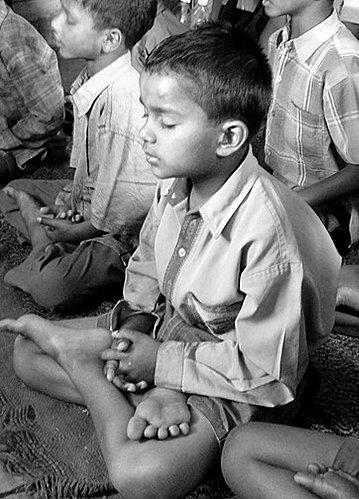 Jeune-indien-en-meditation.jpg