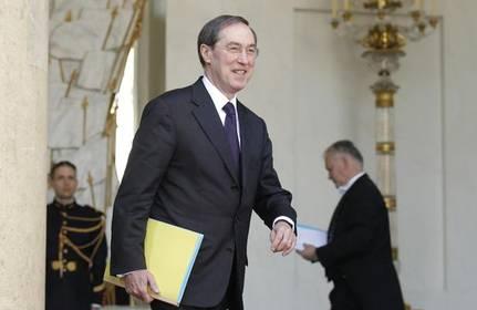 Claude Guéant : même pas cap’ de «garder les frontières» de son ministère… claude-gueant-elysee-23-mars-2011.1302638363.jpg