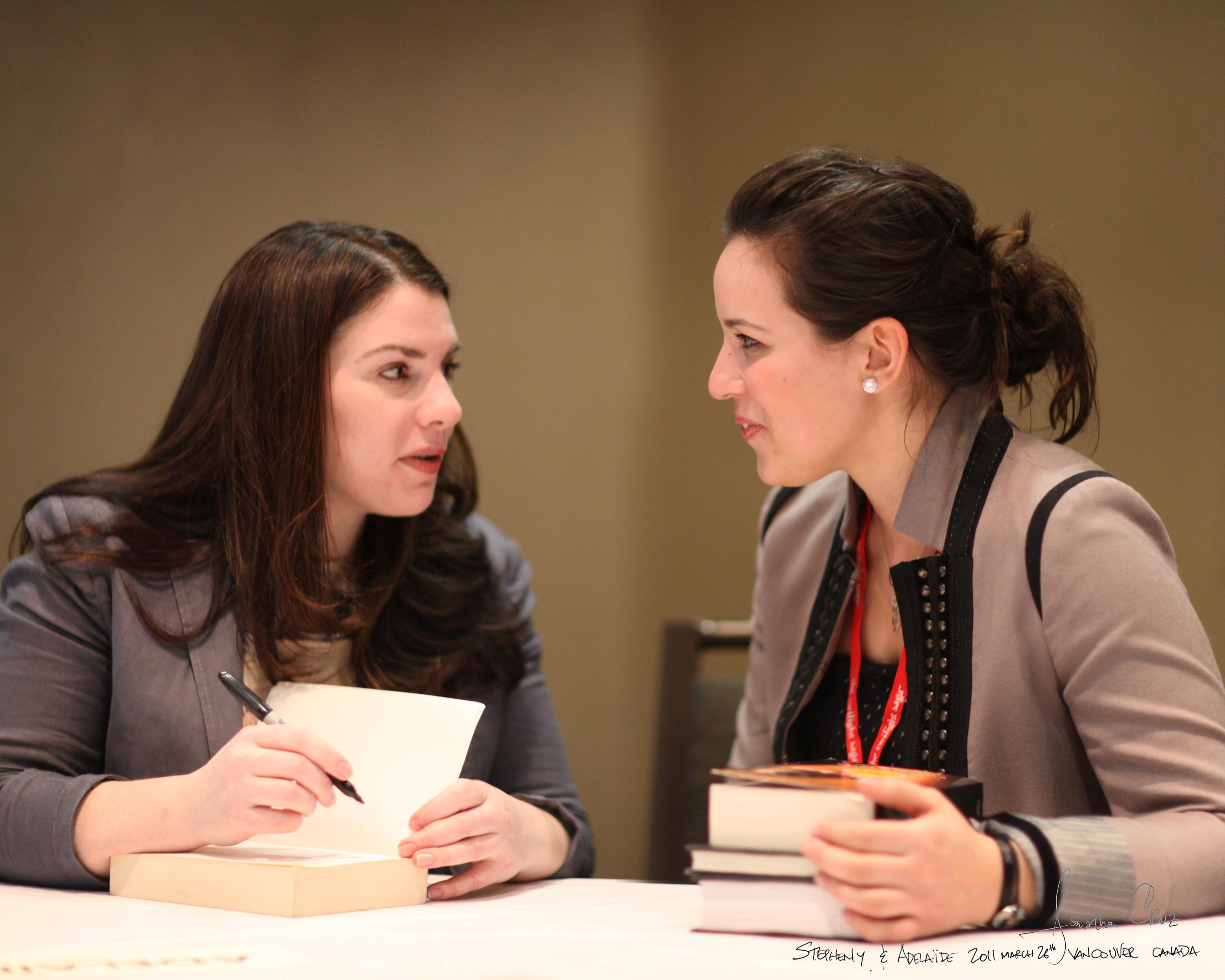 Rencontre exclusive avec Stephanie Meyer ! http://img842.imageshack.us/img842/8797/jonathancruz11mr2601070.jpg