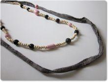 Collier double-rang avec ruban (nouvelle version) Collier double-rang avec ruban (nouvelle version)
