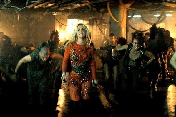 Britney Spears – Till the World Ends | Clip