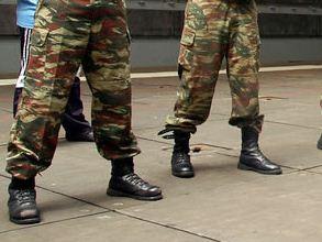Des militaires aux arrêts à Douala 