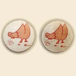 Le poulailler de Bouticréa à la une Bouton recouvert motif poule