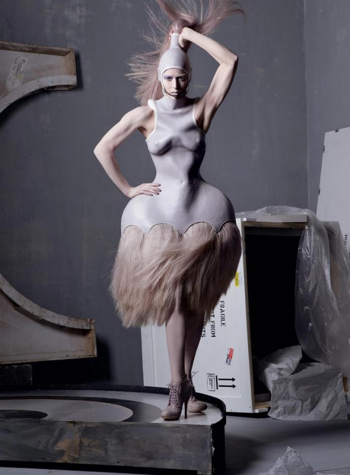 Alexander The Great par Steven Meisel pour Vogue US mai 2011 3