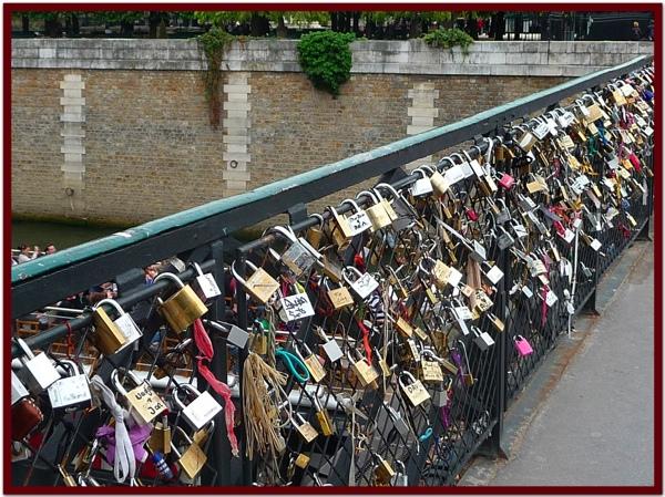 pont1 Il n’y a pas que le Pont des Arts