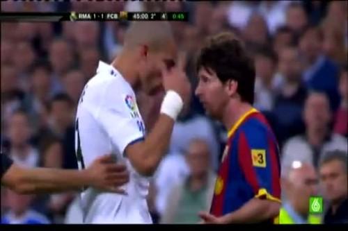 messi-real-madrid MESSI ALLUME LES SUPPORTERS DU REAL MADRID !
