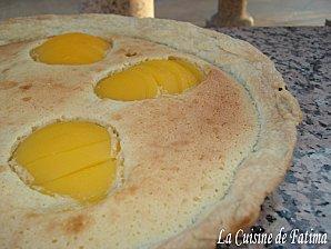 Tarte aux pêches et à l'amande DSC09908.JPG