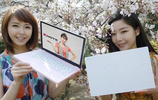 lg-p210-1 lg p210 1 540x342 Cest le rose pour LG