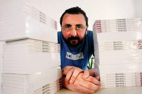 Histoire d’éditeur - Stéphane Million à Laugnac (47) Éditeur installé à Laugnac, Stéphane Million s'est fait une spécialité de la publication des premiers romans. photo Jean-Louis Borderie