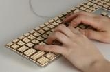 Clavier en bois pour sensation tactile michael roopenian 03 160x105 Clavier en bois pour sensation tactile
