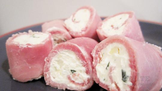 IMG_4581 Roulés de jambon au fromage (qui tue)