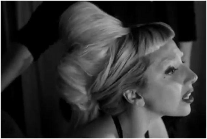 Lady Gaga - en larmes avant un concert