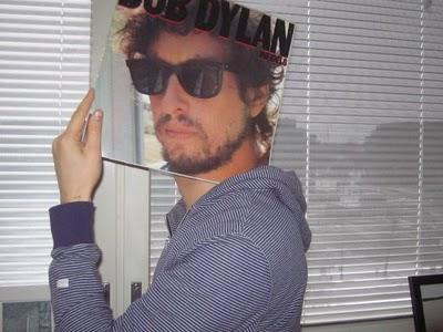 Sleeveface, the vinyl's art Sleeveface, the vinyl's art