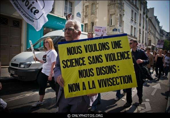 Manifestation contre la Vivisection, Paris. 23 avril 2011. manif-anti-vivisection-005