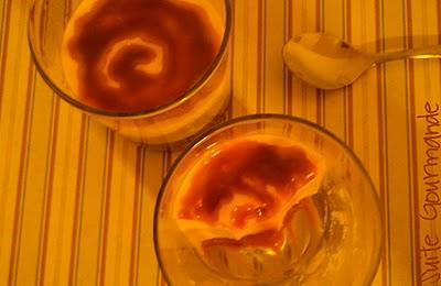 Panna cotta ''allégée'' au dulce de leche Panna cotta ''allégée'' au dulce de leche