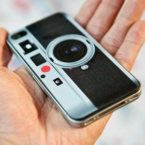 leica High Tech : Pourquoi choisir entre un appareil photo et un iPhone?
