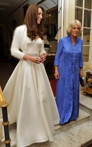 La 2ème robe de mariée de Kate Middleton…!