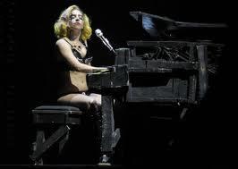 Lady Gaga accusée de plagiat avec  » Judas »