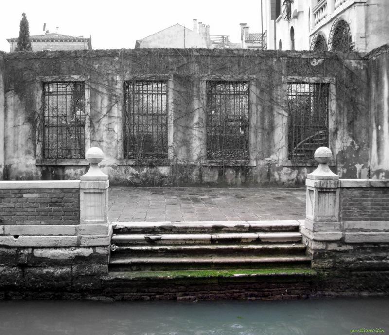 UNE NOUVELLE PROMENADE UNE NOUVELLE PROMENADE