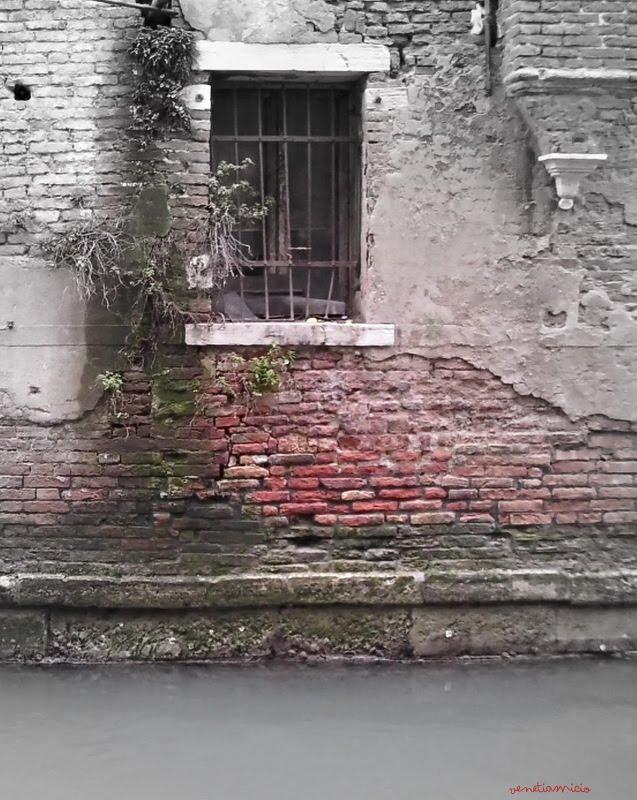 UNE NOUVELLE PROMENADE UNE NOUVELLE PROMENADE